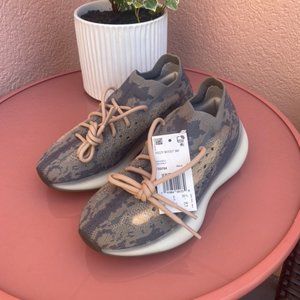 NEW Yeezy Boost 380   6 1/2